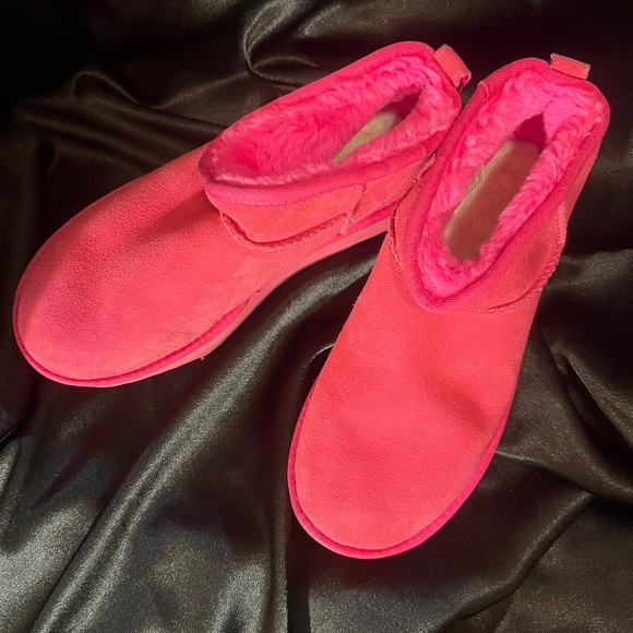 UGG Berry/Pink Ultra Mini Platform sz 9 - Picture 8 of 10